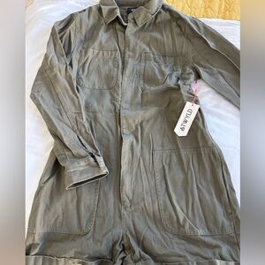 Atwlyd Olive Green Women’s No Service Jumper